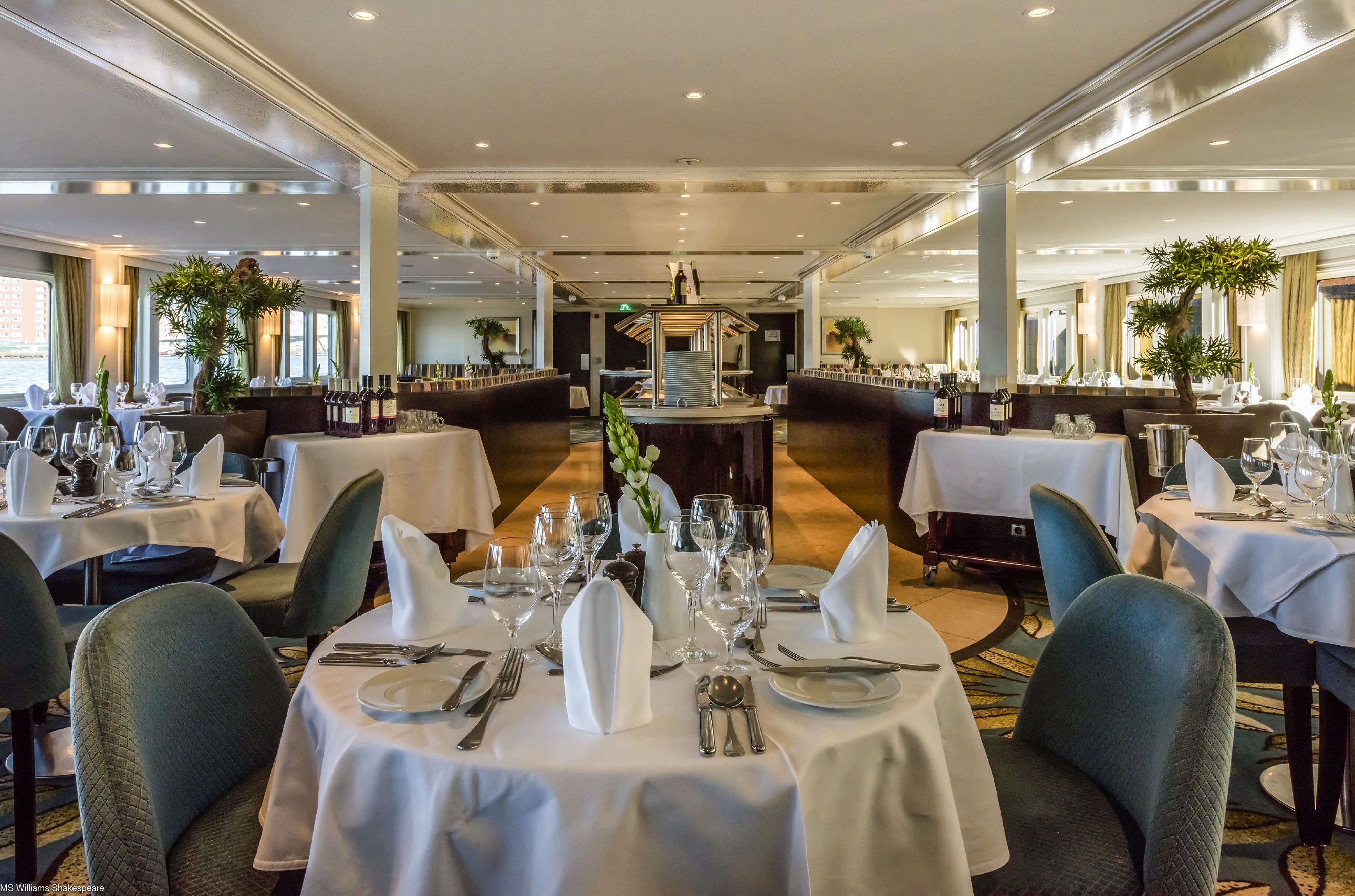 MS William Shakespeare - Main Restaurant